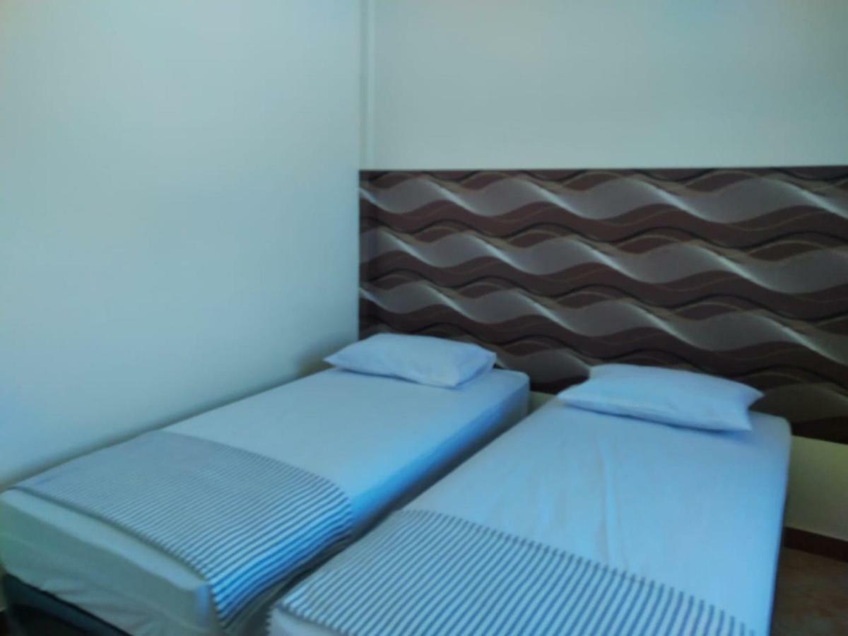 Thalia Guesthouse Ijen - Bromo & Sukamade Tour Banyuwangi  Bagian luar foto