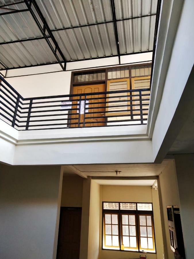 Thalia Guesthouse Ijen - Bromo & Sukamade Tour Banyuwangi  Bagian luar foto